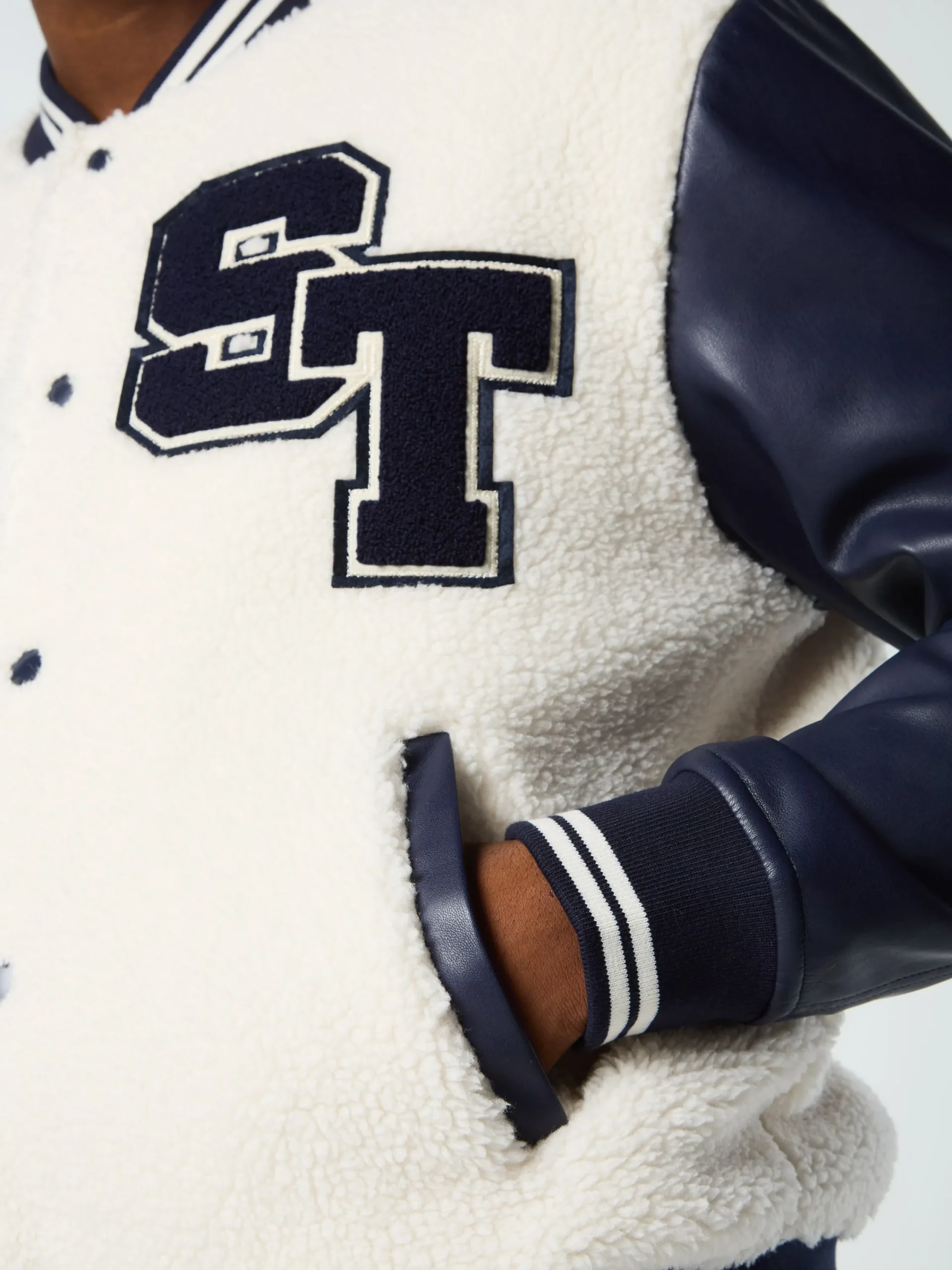 Outlet Toppa Varsity Bomber- Jackets